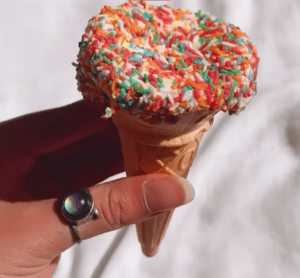 Bonza Snowballs- Sherbet Cones 4 pk - The Online Lolly Shop